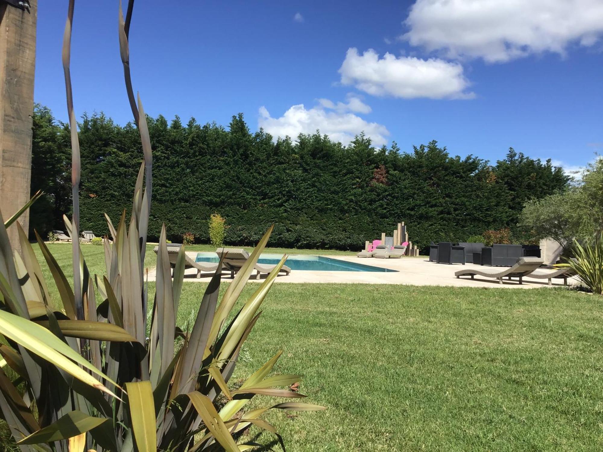 Domaine Chamarel Villa Saint-Paulet-de-Caisson Luaran gambar